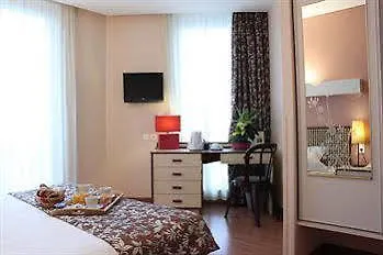 The Originals Boutique, Hotel Alize, Evian-Les-Bains 3*,  France